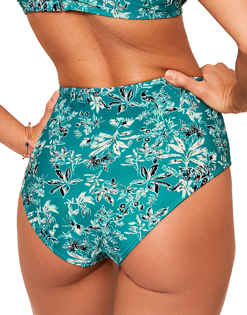 Allegra Convo Green swimwear bundle Model 2