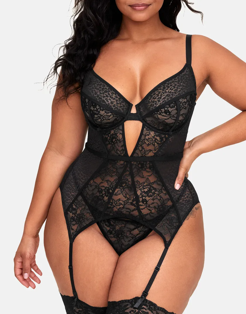 Lynn Black 2 Unlined corset bundle Model 5