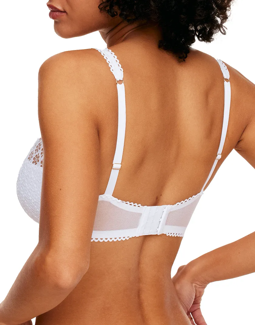 Ede White 2 Push Up bra bundle Model 3