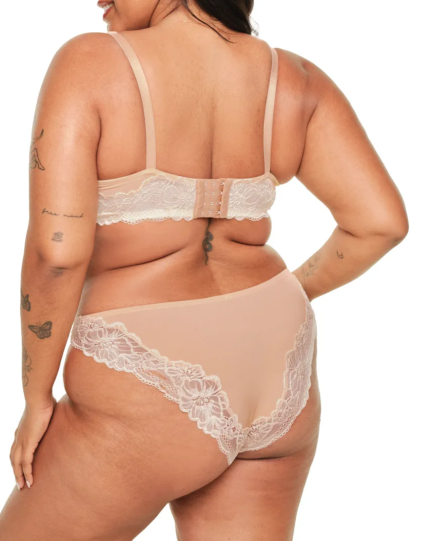 Mathilda Bikini Medium Beige panty bundle Model 5