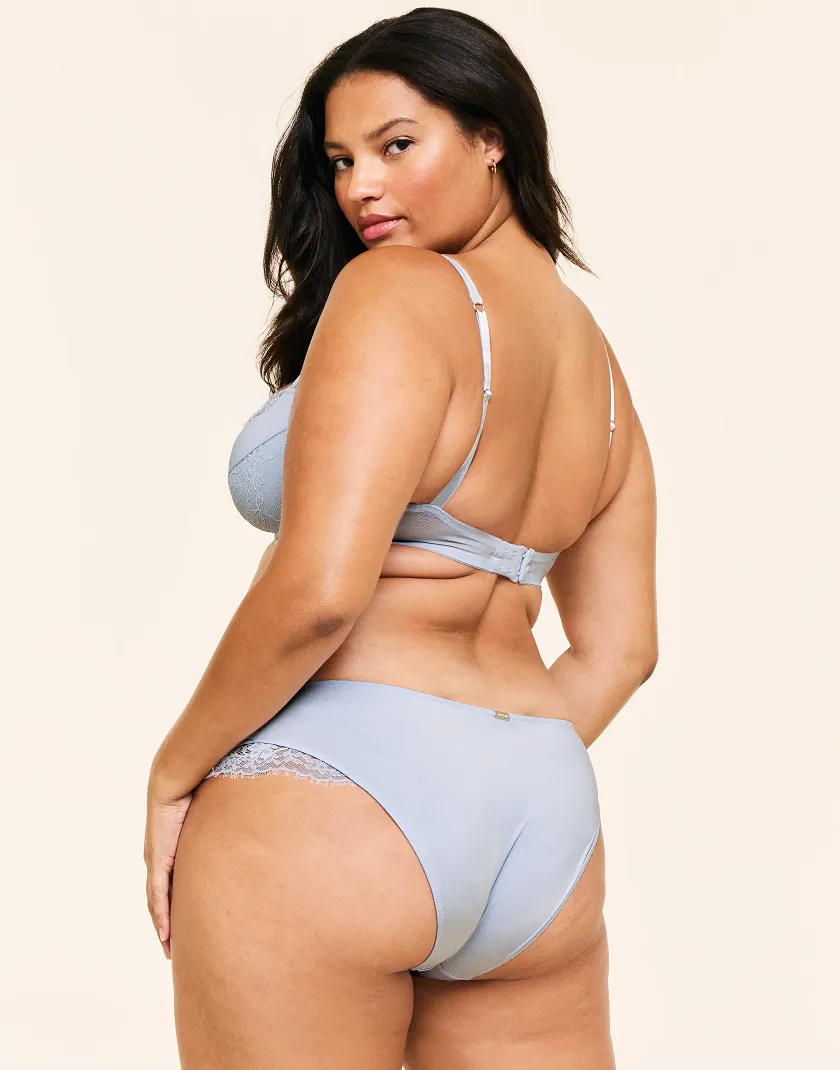 Leigha Light Blue 2 Contour bra bundle Model 8
