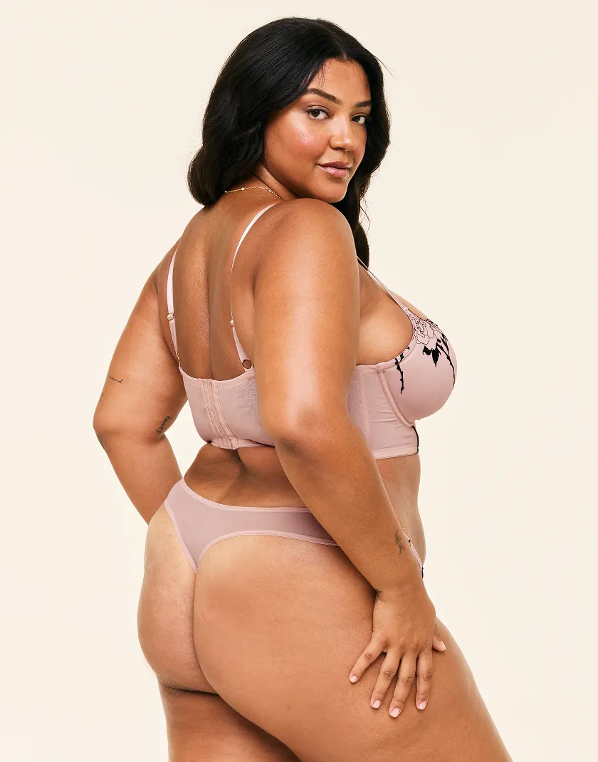 Rosita Medium Beige 2 Contour bra bundle Model 8