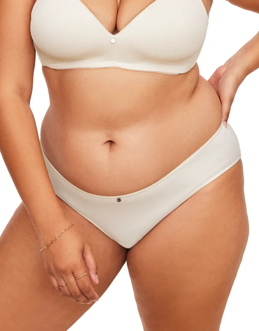 Johana B1 White 2 Contour bra bundle Model 2