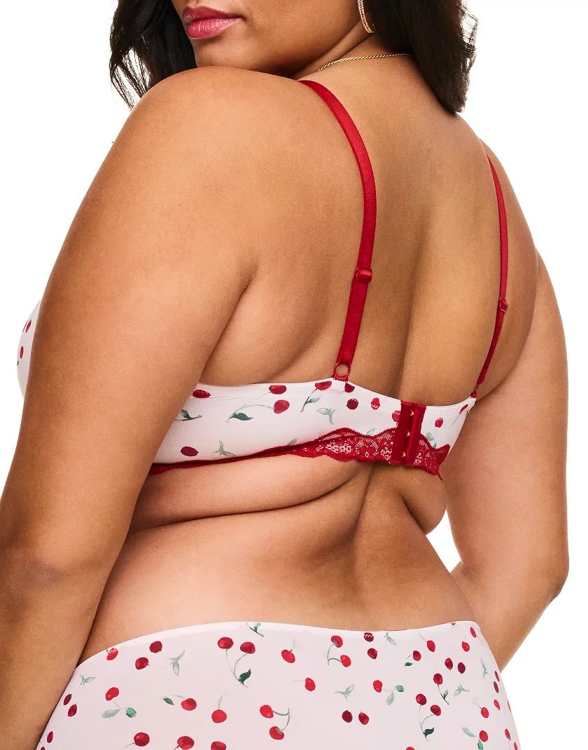 Nare Novelty White 2 Contour bra bundle Model 4