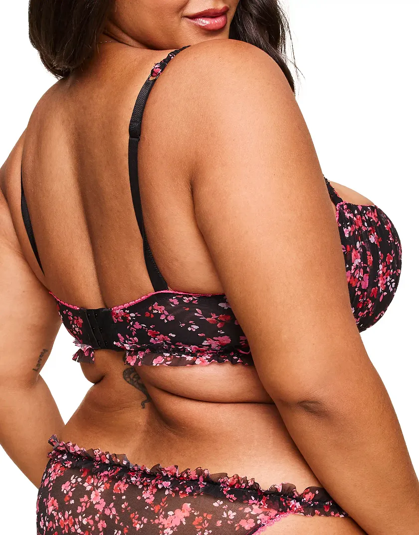 Susie Floral Black 5 Contour bra bundle Model 8