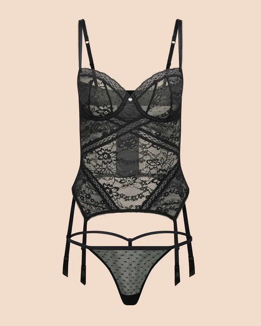 Scottie Black 2 Unlined corset bundle Still 5