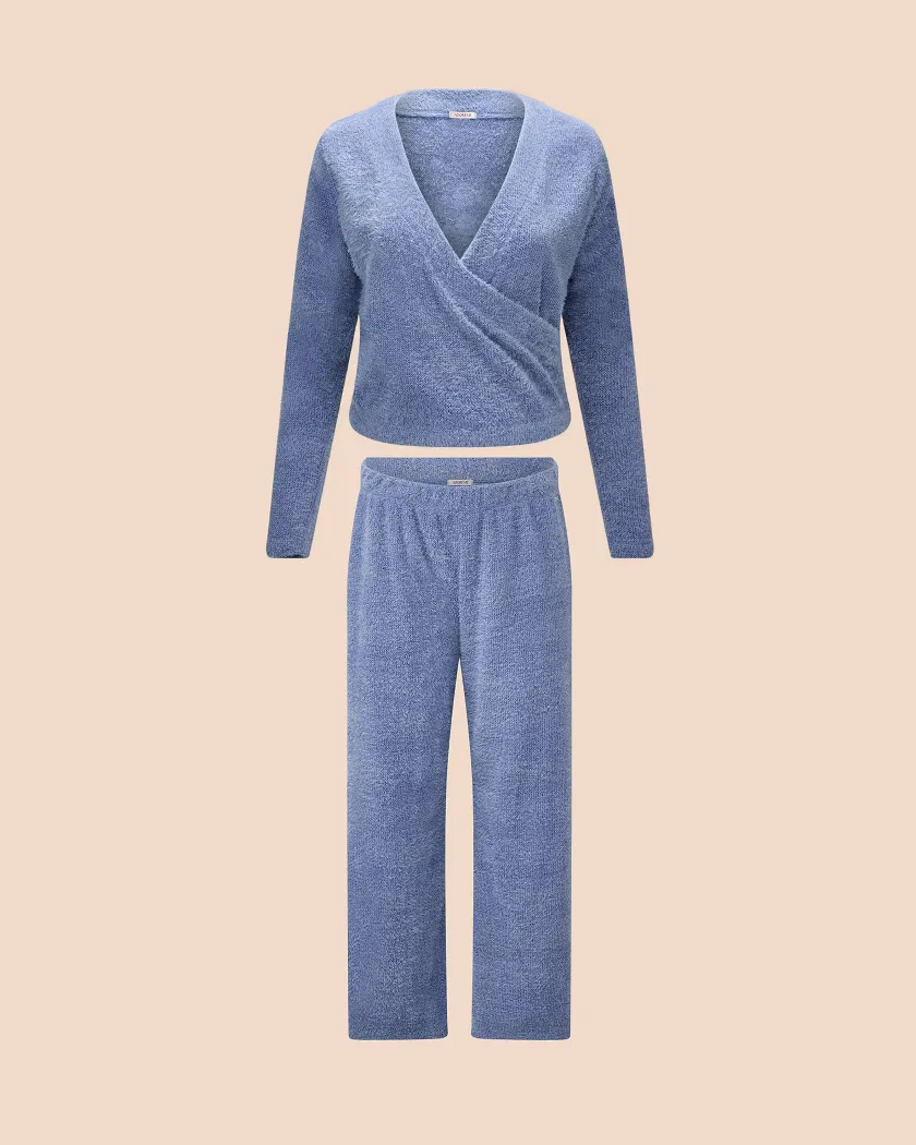 Katya Medium Blue lounge bundle Still 2