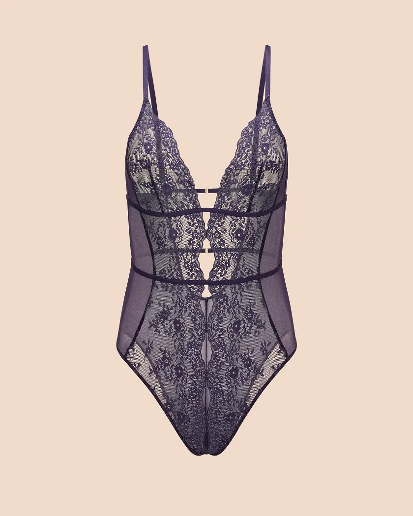 Rosie B1 Dark Purple Unlined lingerie bundle Still 3
