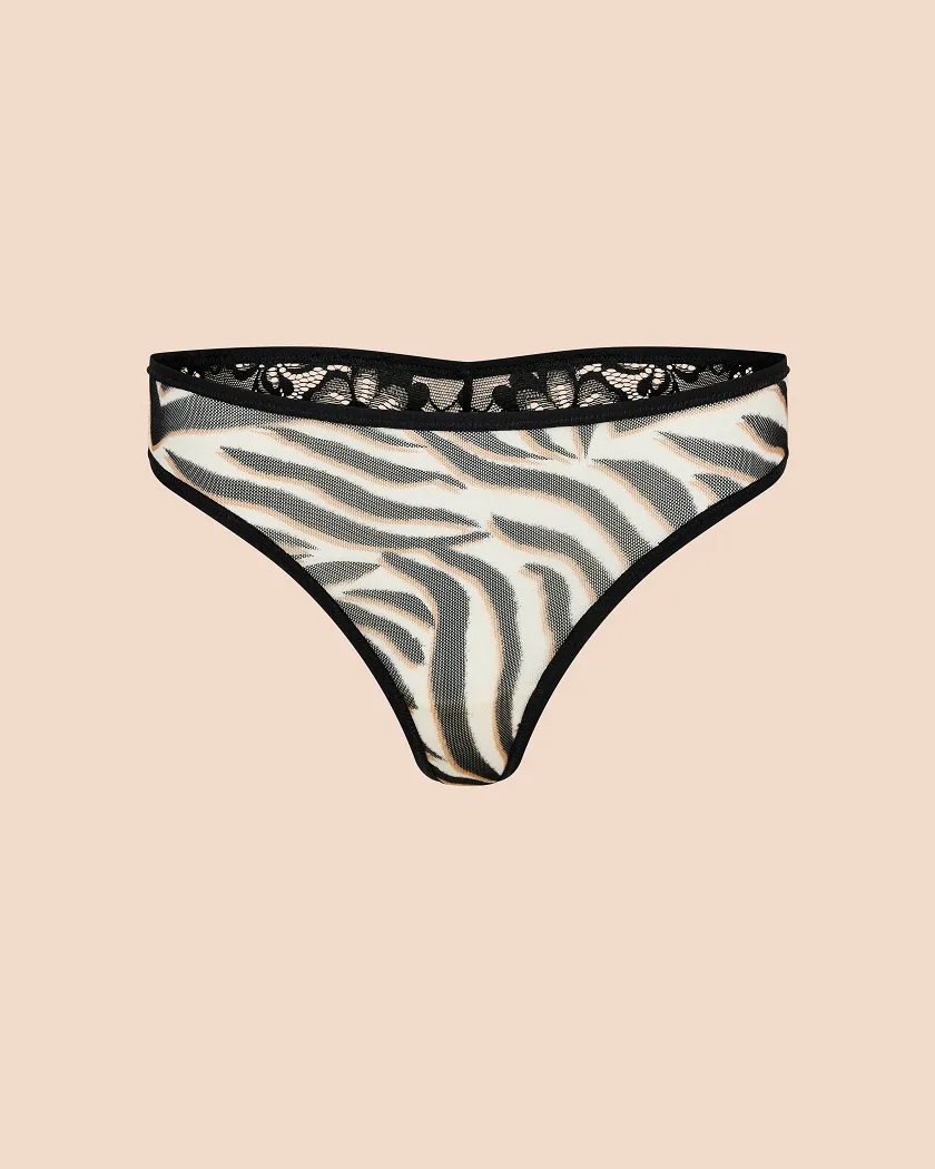 Kyubi Thong Animal Beige panty bundle Still 3