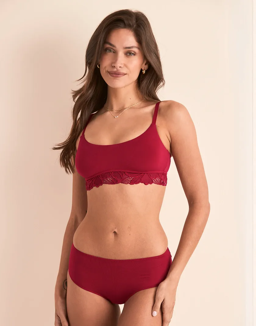 Shiloh B1 Dark Red 2 Contour bra bundle Model 6