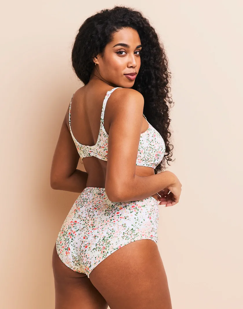 Valcea Floral White 4 Contour swimwear bundle Model 9