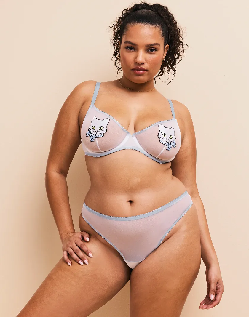 Alyshia White 2 Unlined bra bundle Model 6