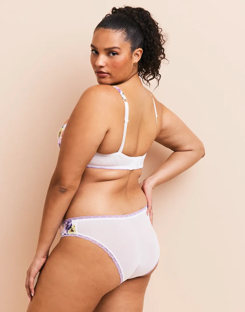 Elsie Floral White 2 Contour bra bundle Model 9