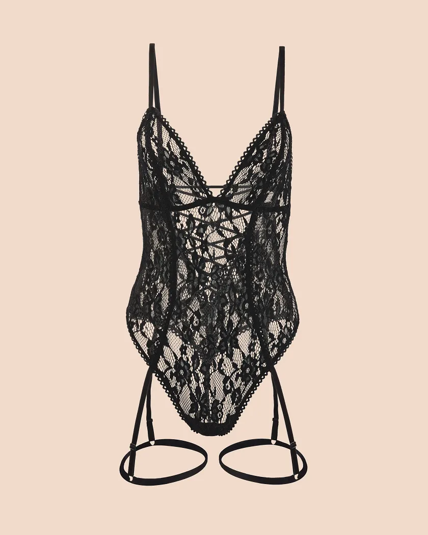 Clarise B1 Black Unlined lingerie bundle Still 3