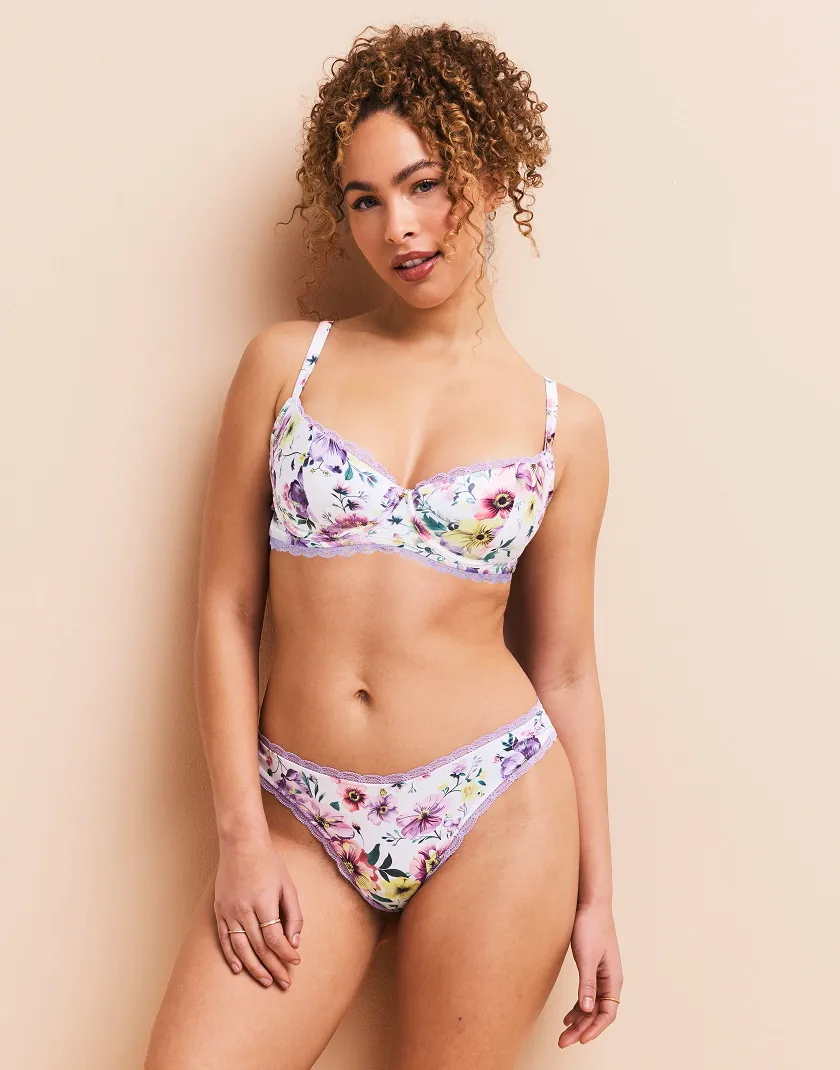 Elsie Floral White 2 Contour bra bundle Model 6