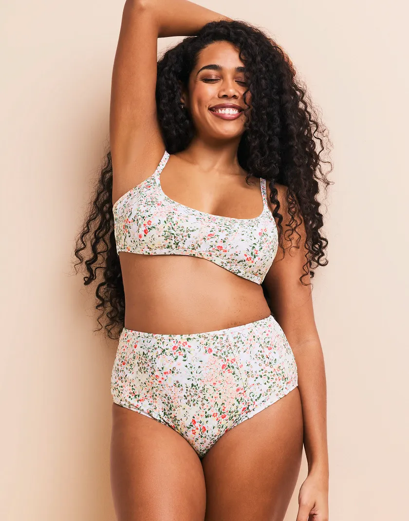 Valcea Floral White 2 swimwear bundle Model 6