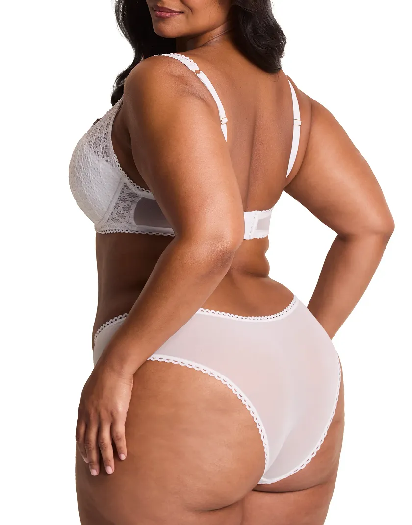Ede White 2 Push Up bra bundle Model 8