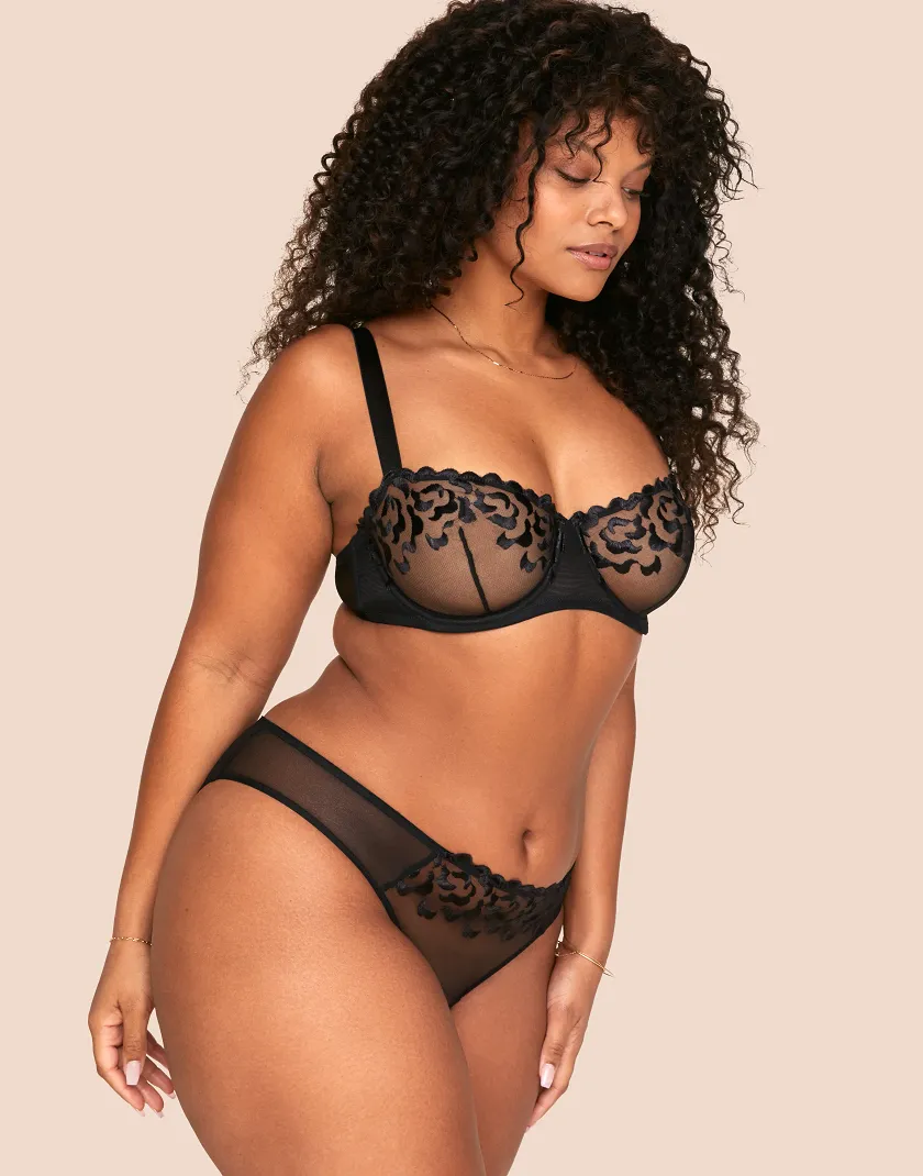 Tiana Black 2 Unlined bra bundle Model 7