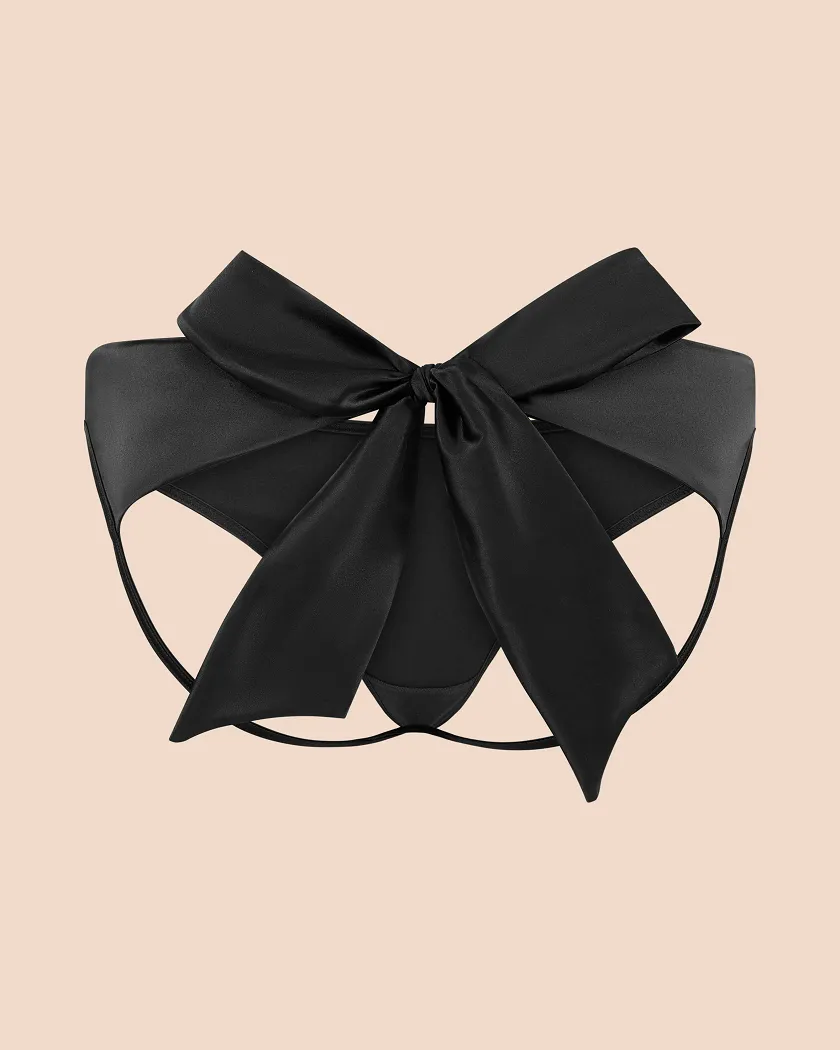 Gynger Bikini Black panty bundle Still 3