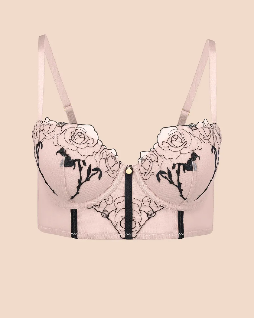 Rosita Medium Beige 2 Contour bra bundle Still 4
