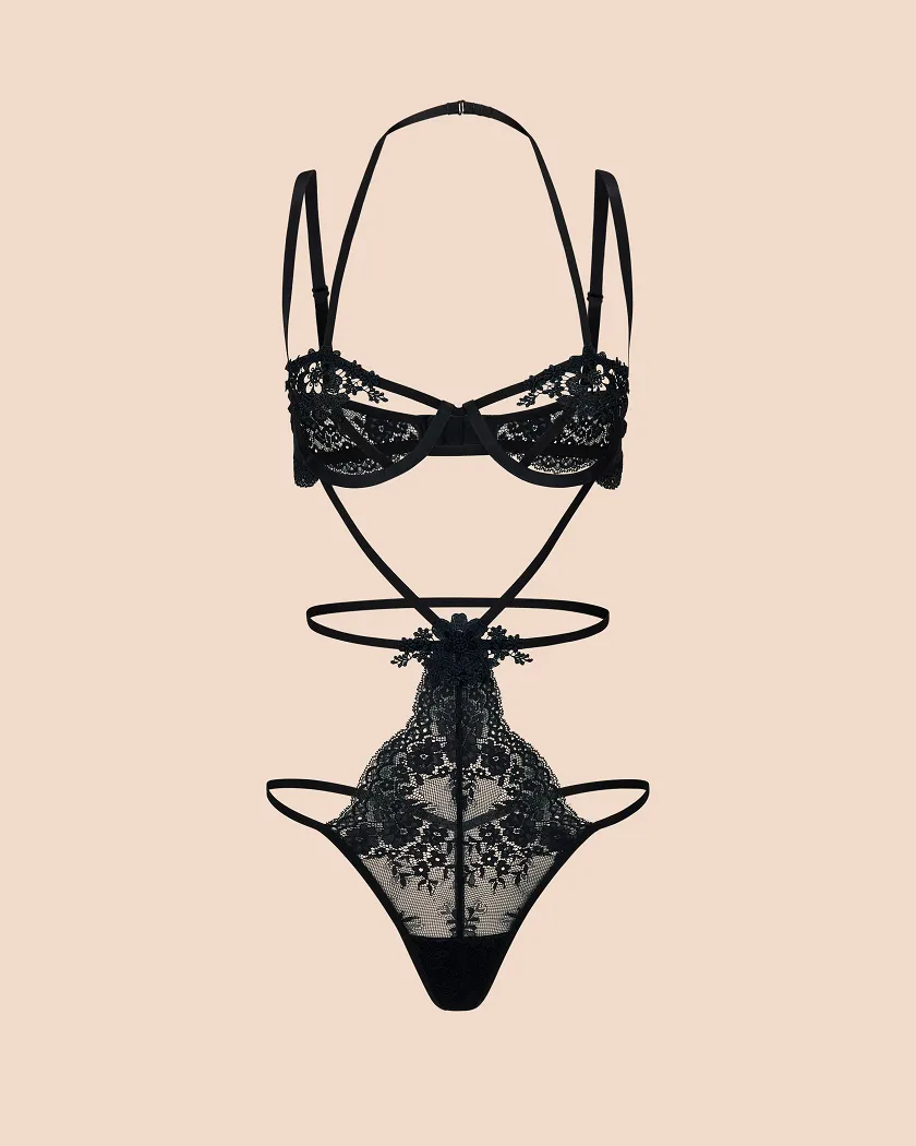 Callalily Black Unlined lingerie bundle Still 2