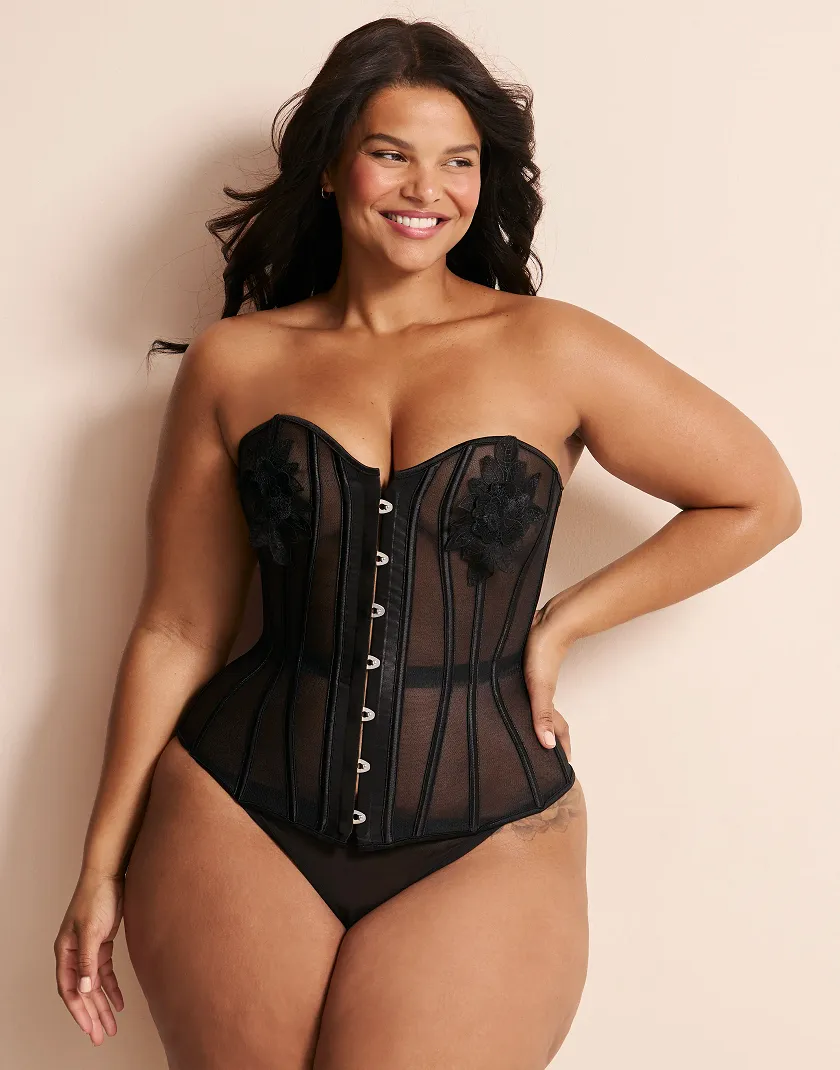 Charlotta Black Plus Unlined corset bundle Model 2
