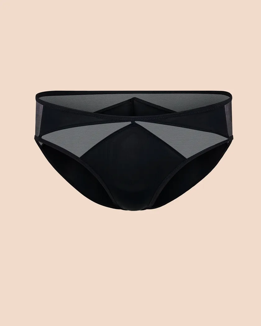 Maddeyy Bikini Black panty bundle Still 3