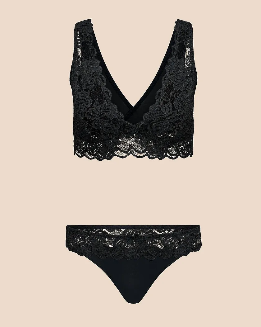 Livi Black Unlined bra and panty bundle Still 3