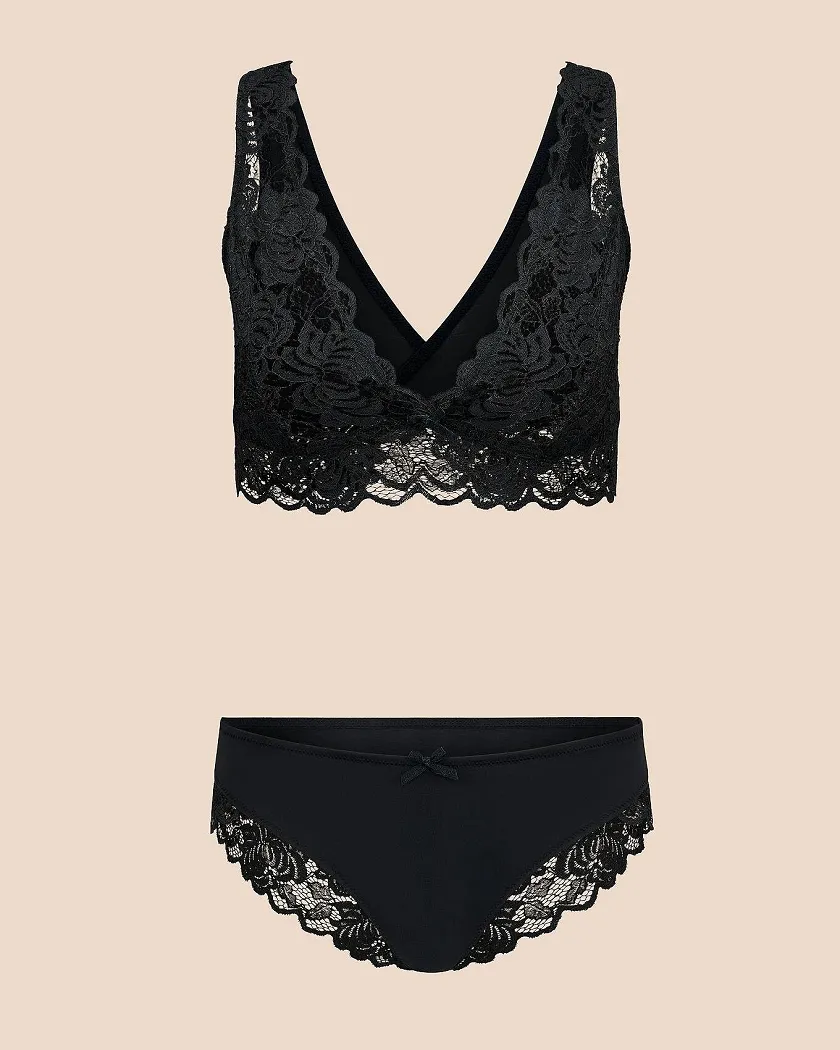 Livi Black Unlined bra and panty bundle Still 8
