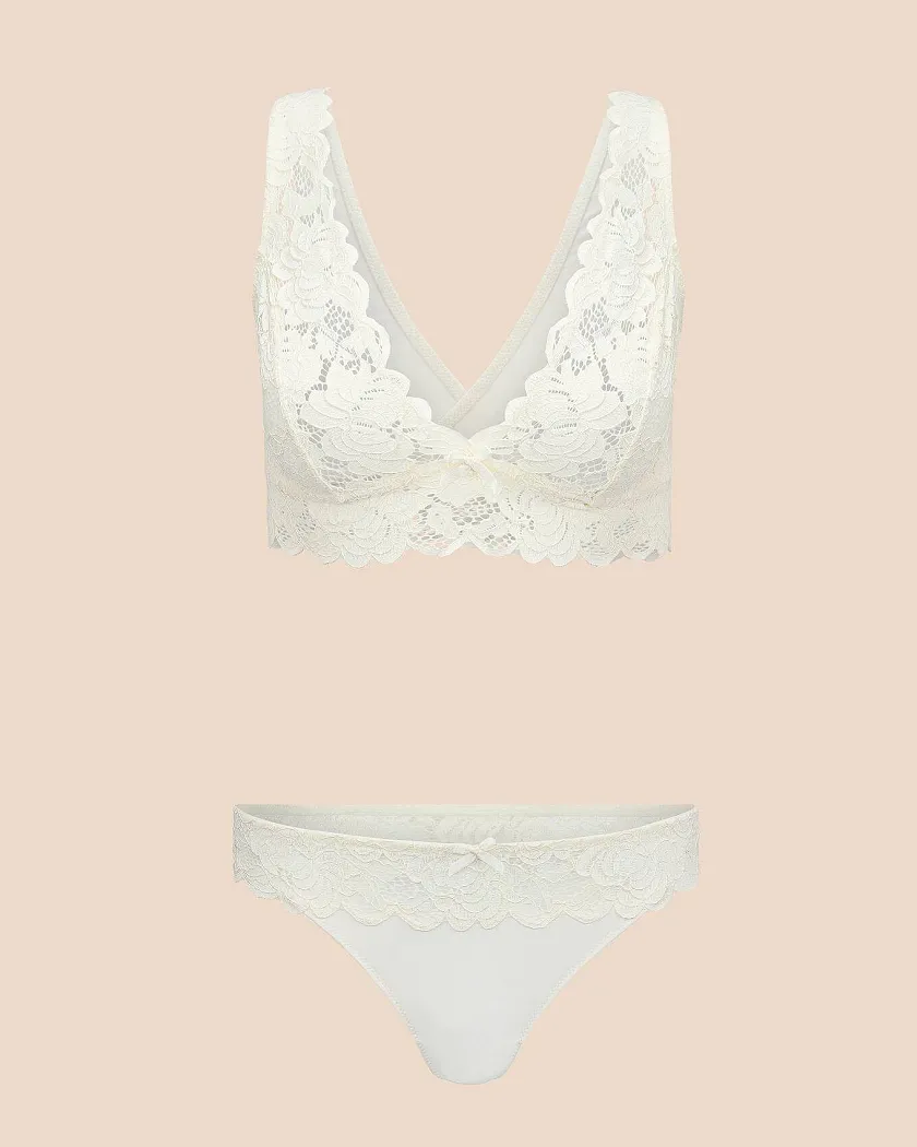 Livi Light White Unlined bra and panty bundle Still 2
