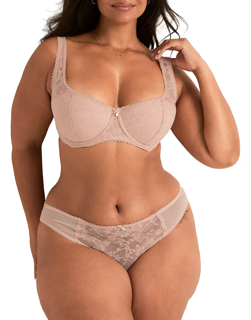 Alexiane Medium Pink 2 Push Up bra bundle Model 6