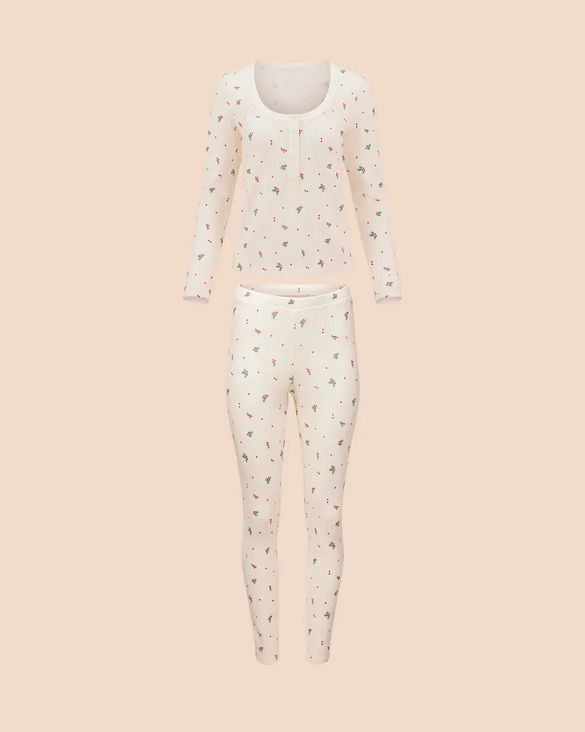 Kathy Novelty Beige sleepwear bundle Still 3
