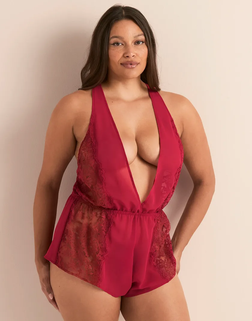 Lizzy Dark Red Plus Unlined lingerie bundle Model 2