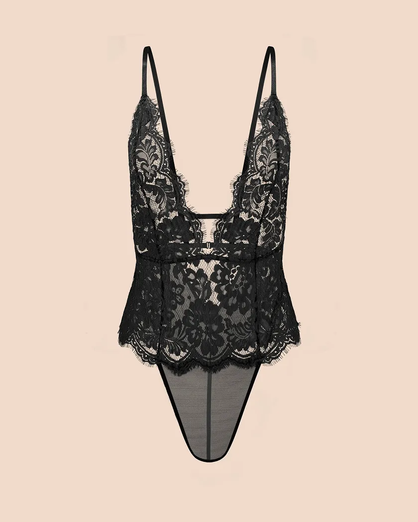 Annushka Black Unlined lingerie bundle Still 2