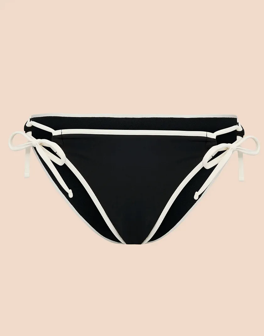 River Black swimwear bundle Still 3