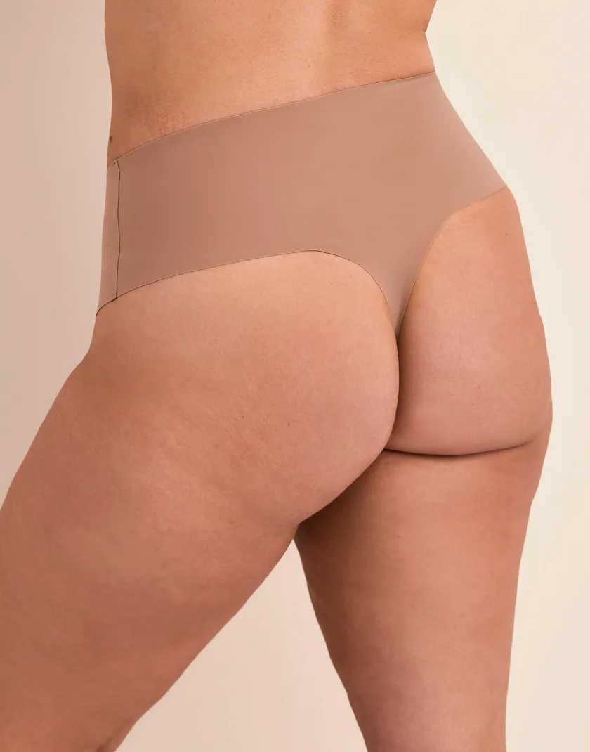 Gabbie Thong Medium Beige panty bundle Model 4