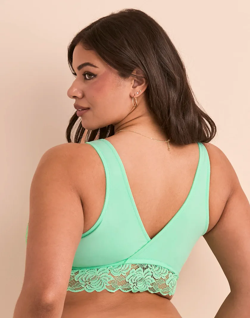 Livi Light Green 2 Unlined bra bundle Model 5