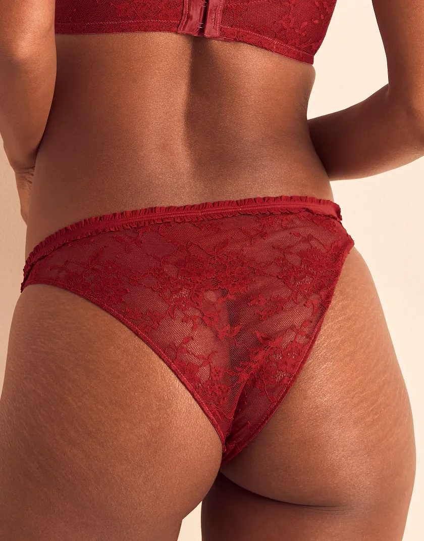 Lovisa Cheeky Dark Red panty bundle Model 3