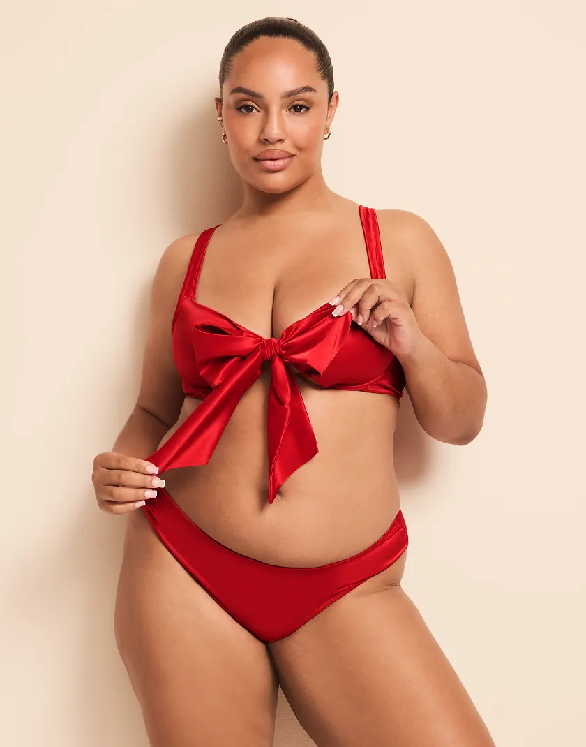 Gynger Dark Red 2 Unlined bra bundle Model 5