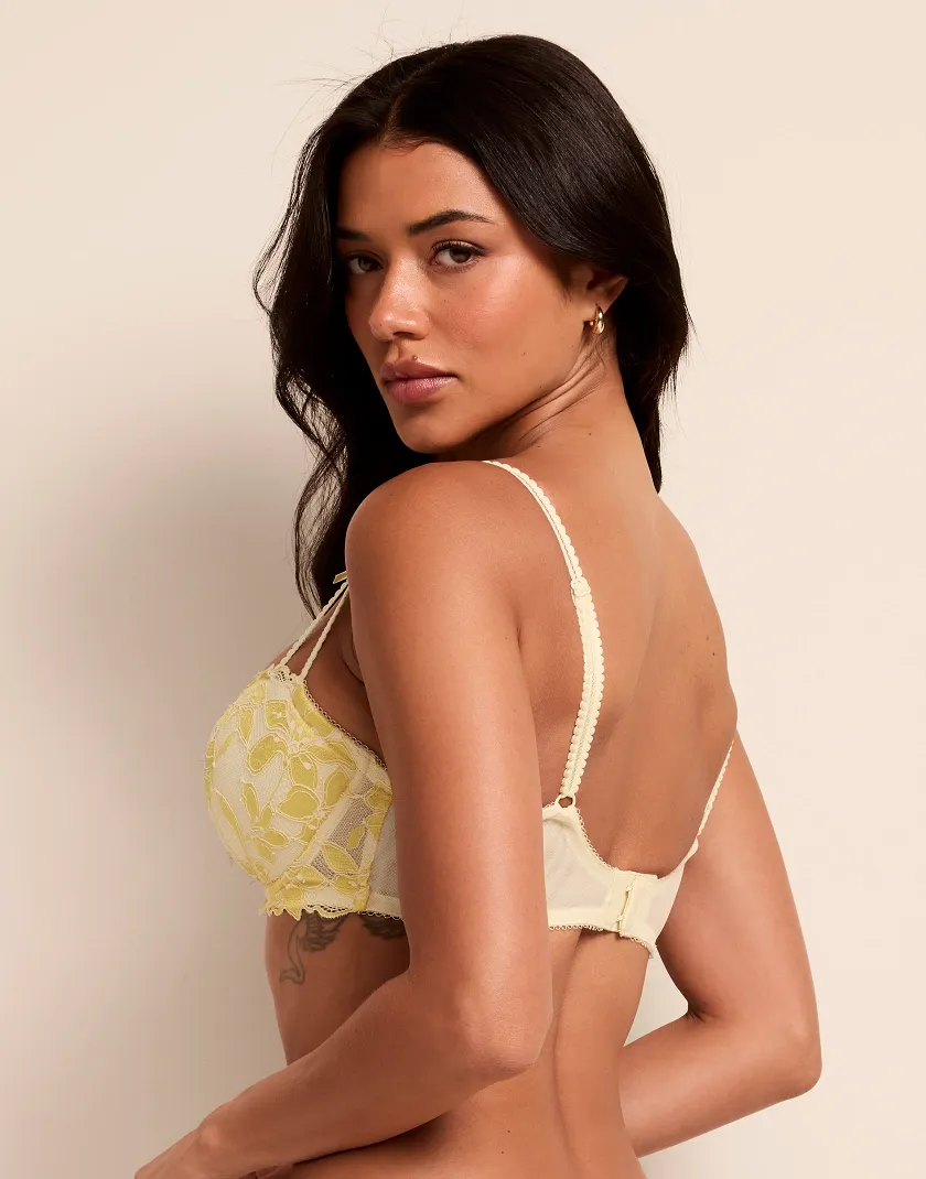 Mellody Light Yellow 2 Push Up bra bundle Model 3