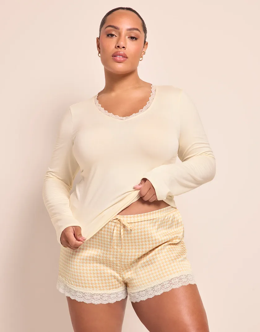 Kezha Light White sleepwear bundle Model 10