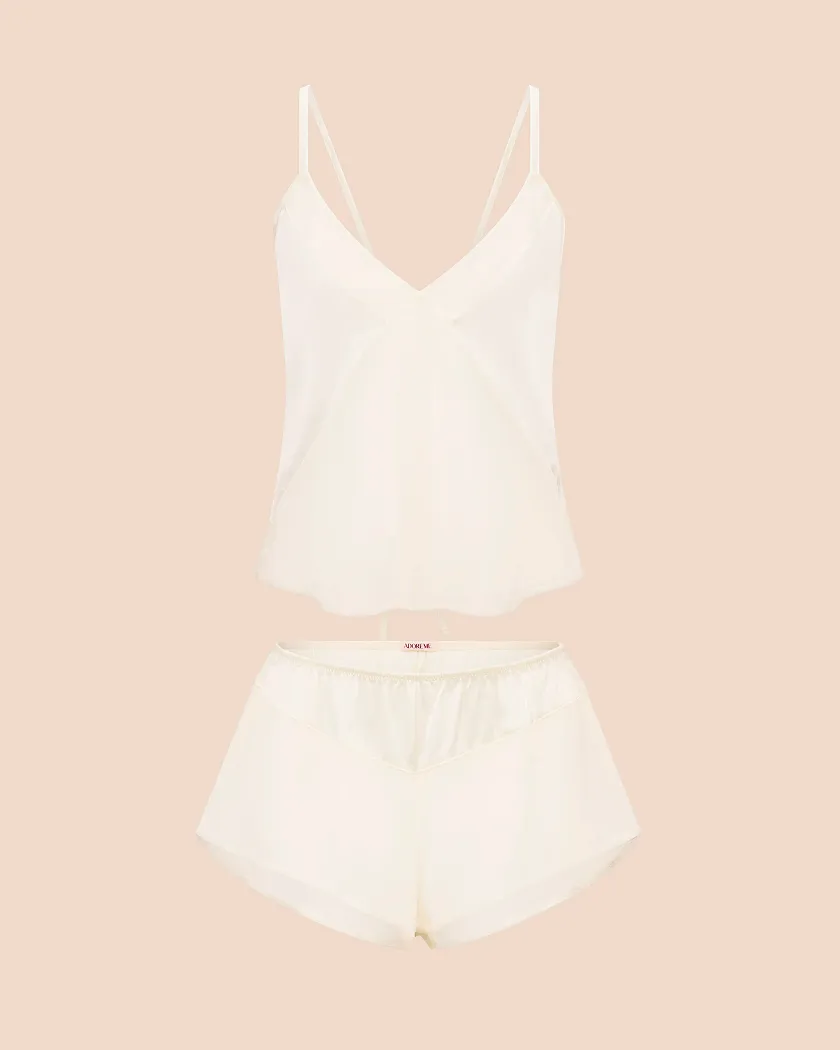 Kimberley Light White lingerie bundle Still 3