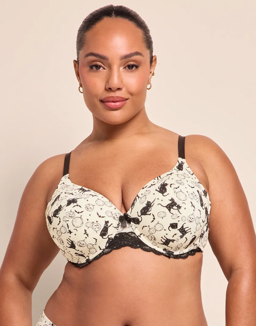 Nare Novelty Beige 3 Lightly Lined bra and panty bundle Model 1