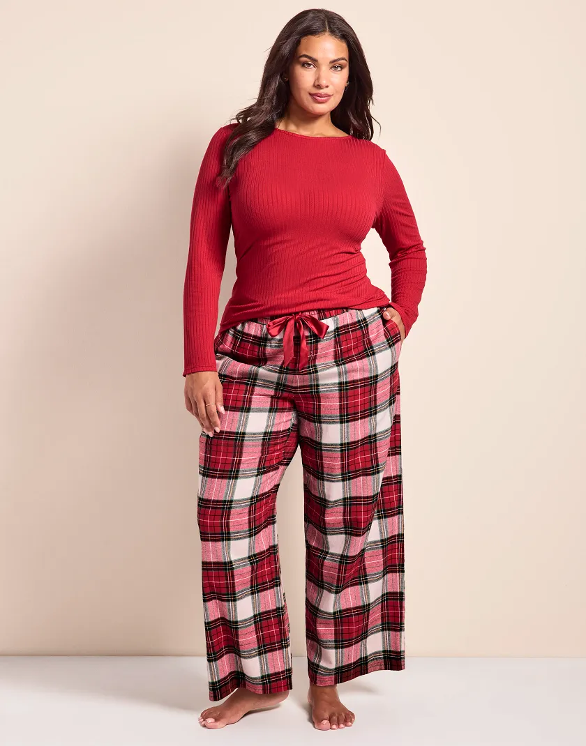 Lee Dark Red sleepwear bundle Model 2