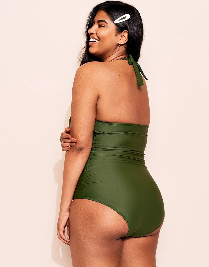 Ariele Dark Green Plus Contour swimwear bundle Model 4