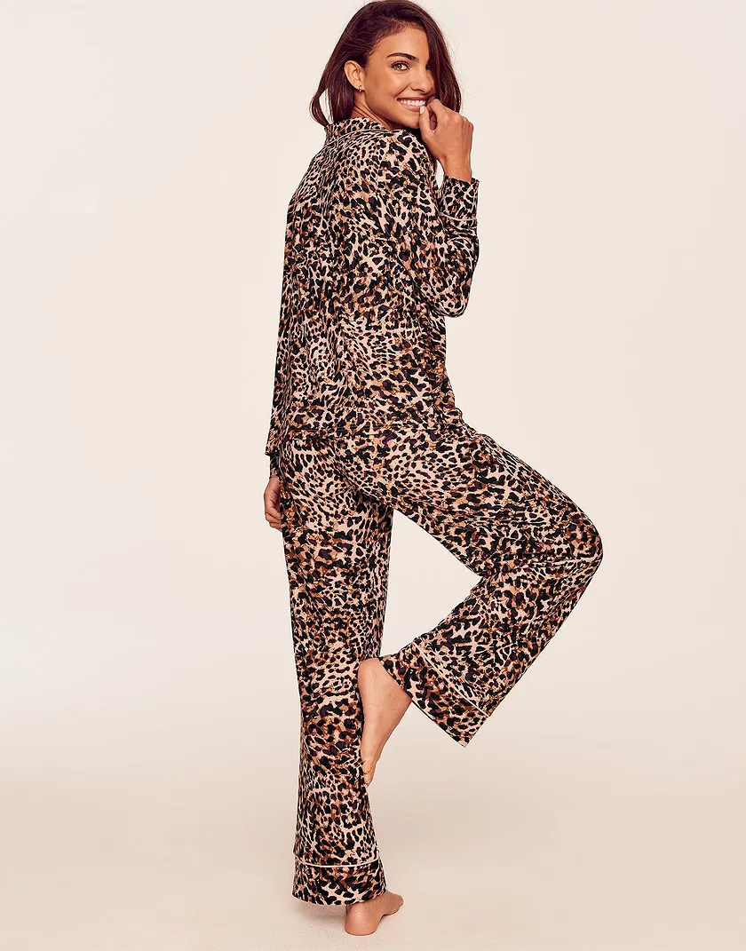 Brea Animal Brown sleepwear bundle Model 4