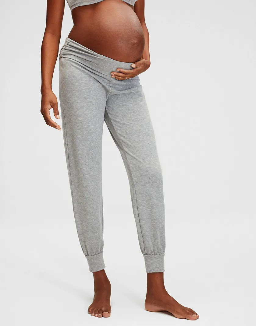 Foldover Jogger Gray athleisure bundle Model 5