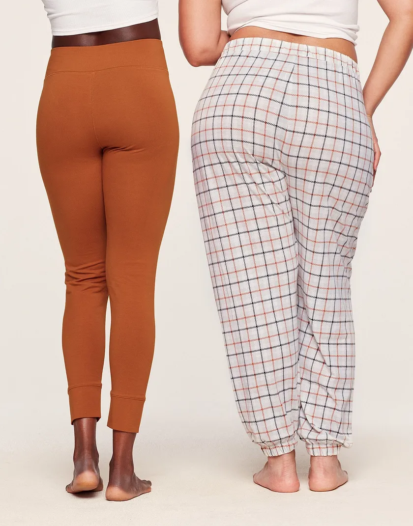 Sara Sleep Set Plaid Gray legwear bundle Model 5