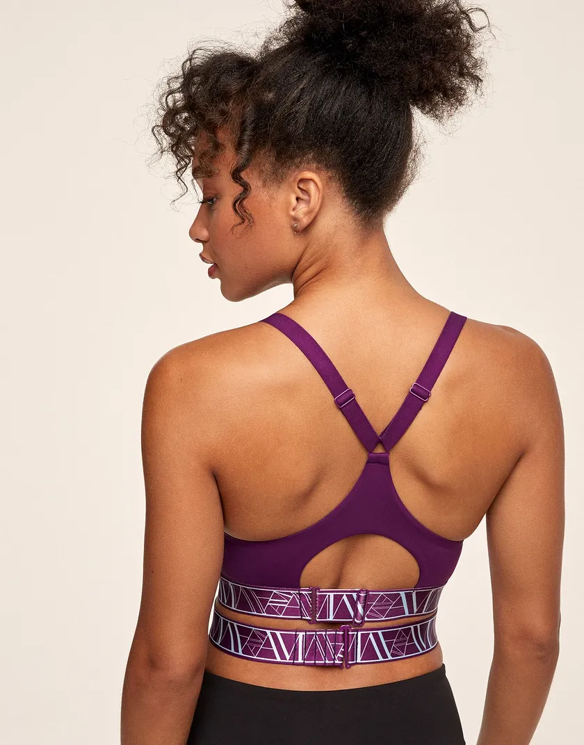 Maven Geo Purple Lightly Lined activewear bundle Model 4