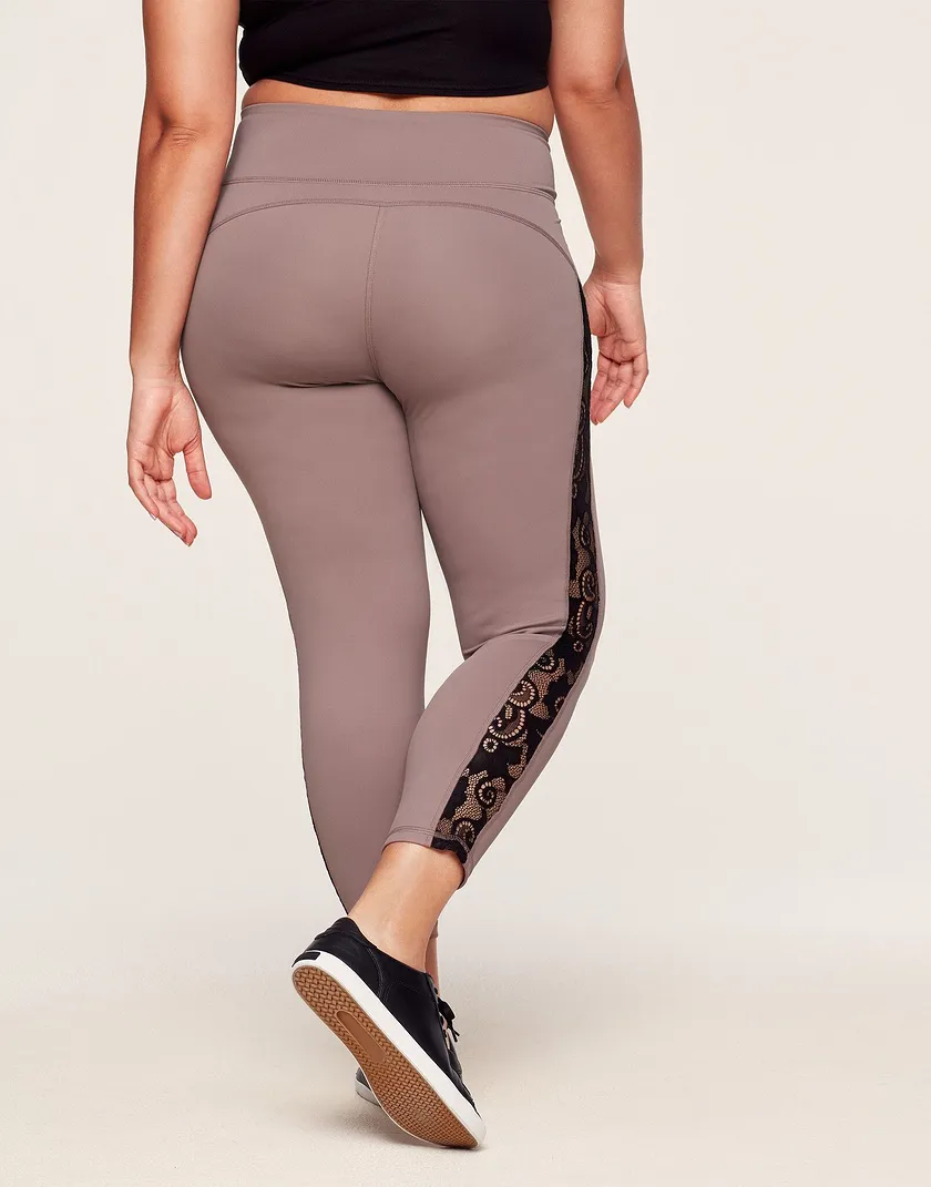 Luna Lace 7/8 Purple Plus activewear bundle Model 5